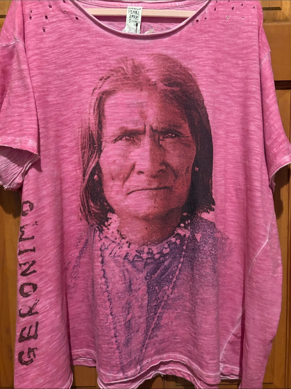 Magnolia Pearl Pink Graphic Short Sleeve Tee